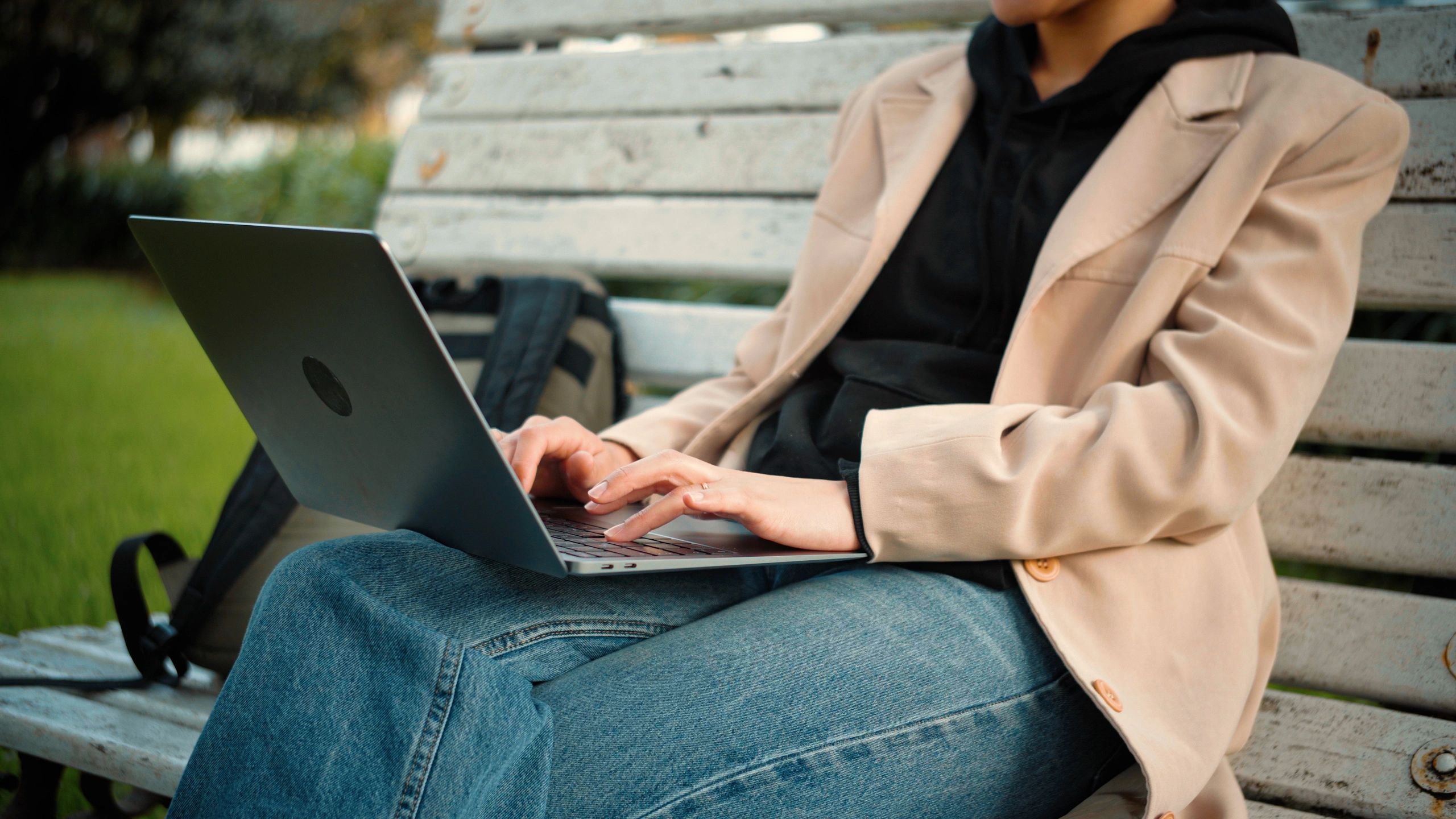 Laptop in use for a computer confidence guide